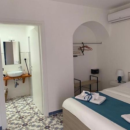 Mini Appartamenti Ballaro Rooms Палермо Екстериор снимка