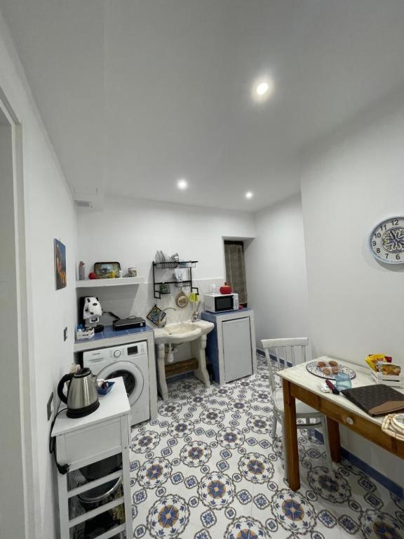 Mini Appartamenti Ballaro Rooms Палермо Екстериор снимка