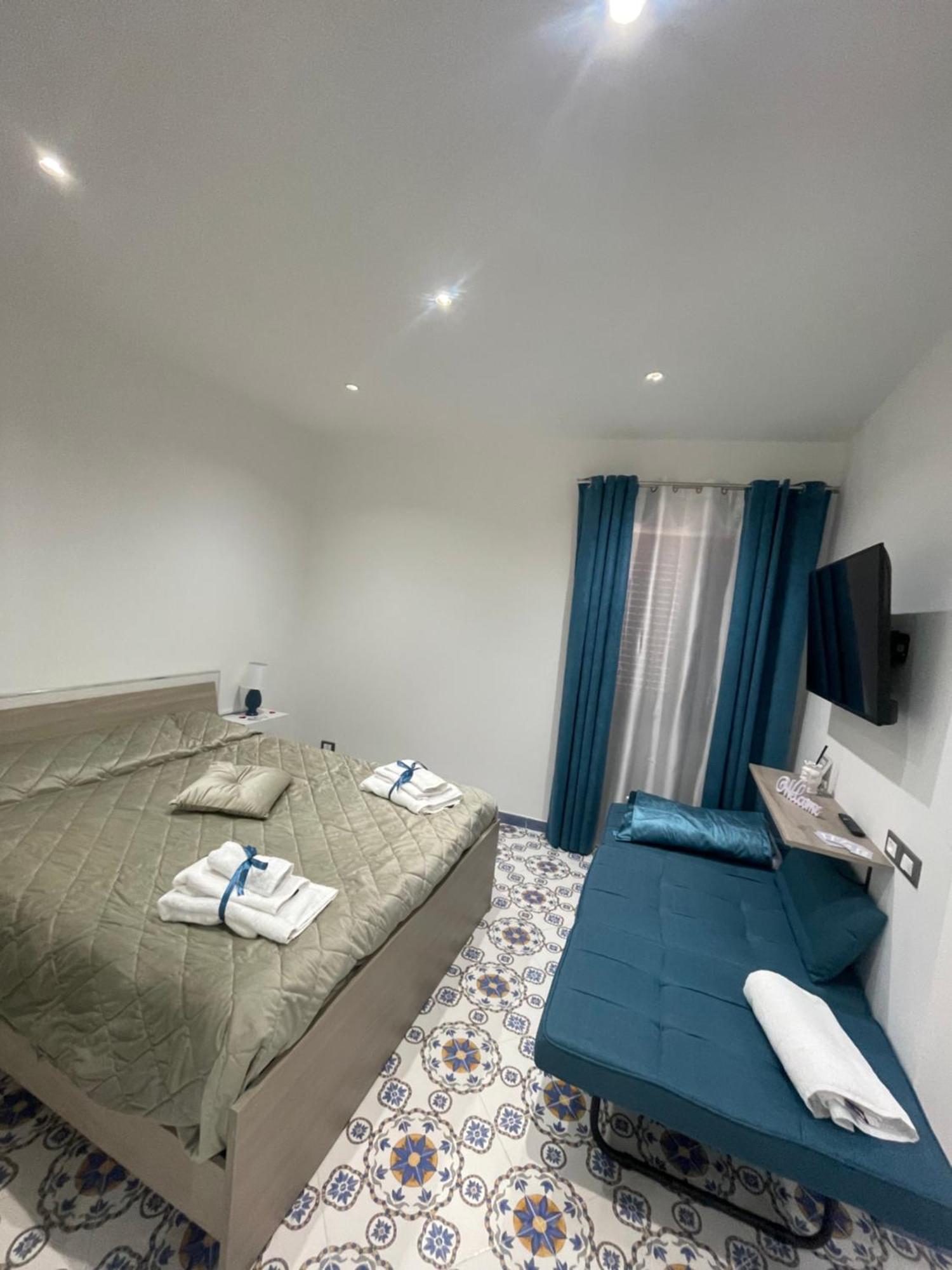 Mini Appartamenti Ballaro Rooms Палермо Екстериор снимка